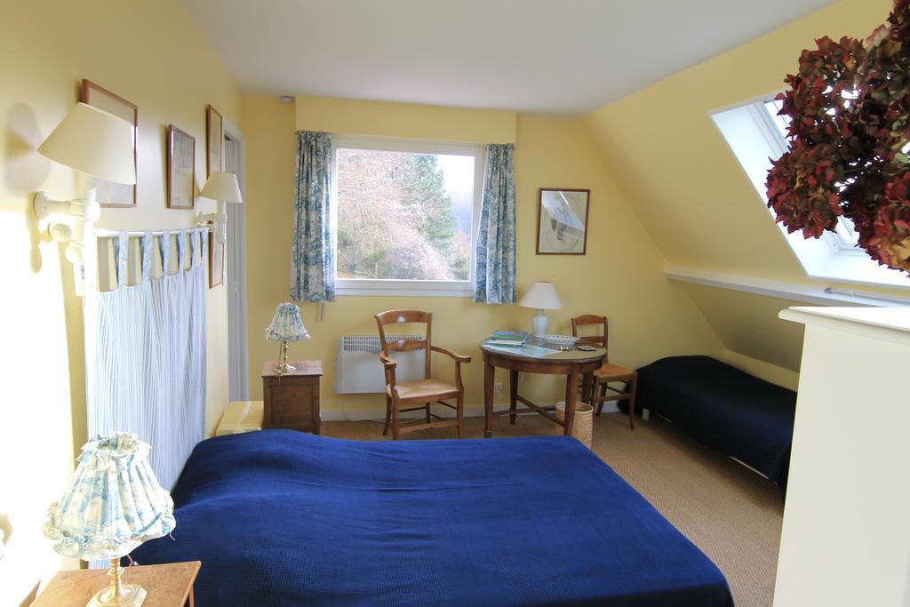 Chambre D'Hotes Les Champarts Tourville-la-Chapelle Rom bilde